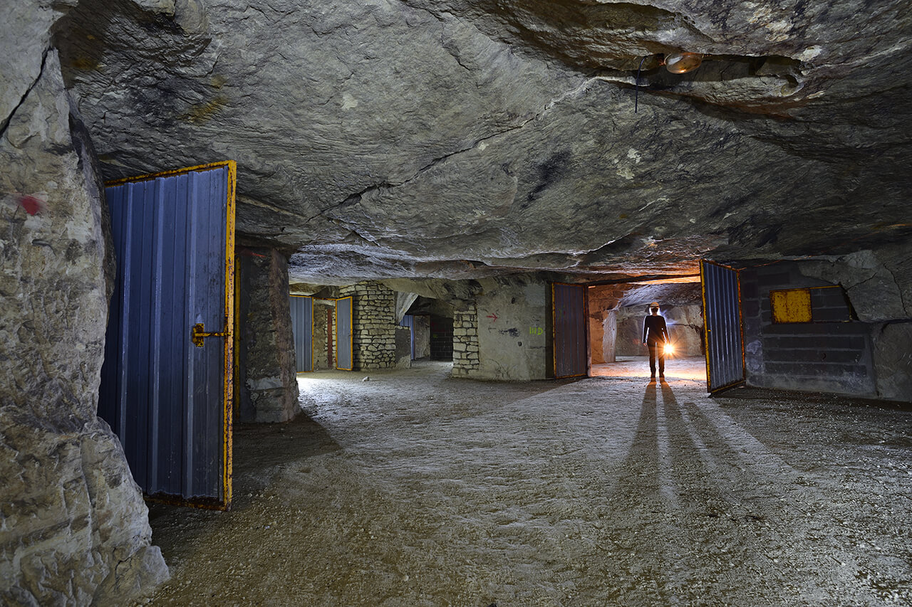 Les quatre portes, carrière souterraine de tuffeau, vallée du Cher.